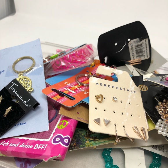 Lot of Costume Jewelry Repurpose Craft Lot - Picture 5 of 16